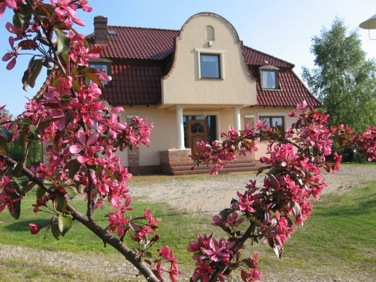 Sielanka - Domki I Pokoje Pod Leba Zarnowska Esterno foto